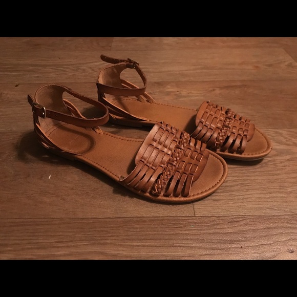 Sandals - Picture 2 of 2